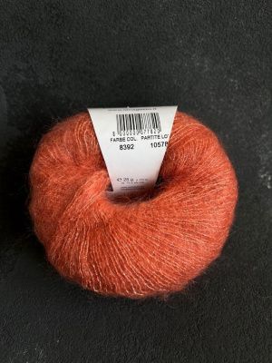Lana Gatto Silk Mohair Lux (08392 оранжевый) 78% суперкид мохер, 14% шелк, 4% па, 4% полиэстер 25 г/210 м